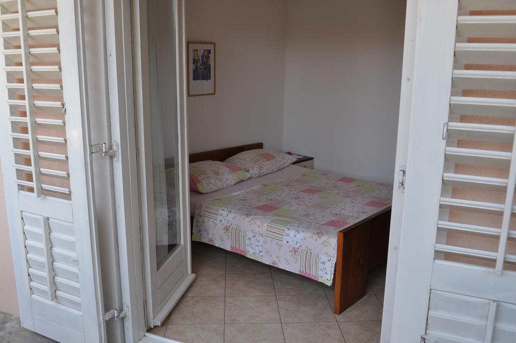 Apartments Petar Maksan Pakoštane Pokoj fotografie